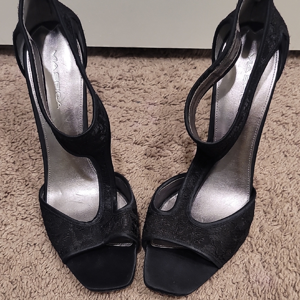 Via Spiga Black Suede N Lace Heels with Stiletto Size 12M. Sexy Evening Shoe